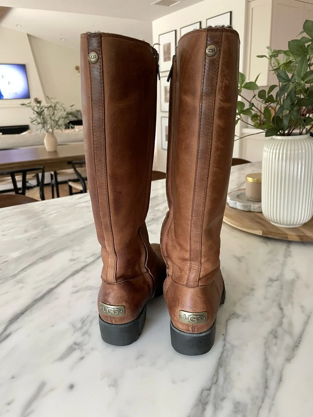 UGG Broome Sherpa Lined Tall Chocolate Brown Leather Knee High Boots Size 7 - Picture 3 of 11
